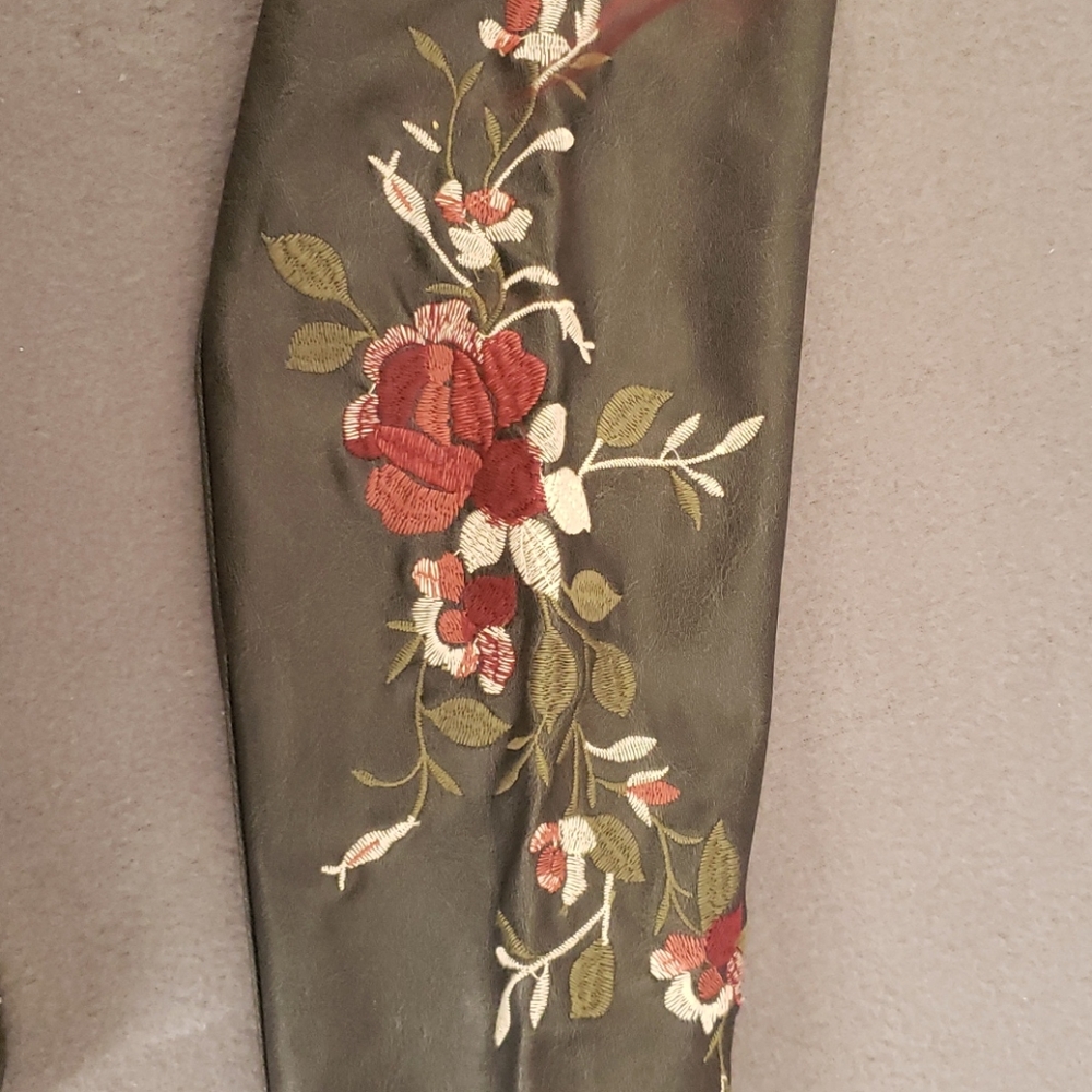 Leggings - Picture 2 of 2